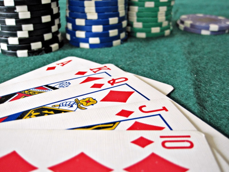  The easiest method to Win Playing Electronic Poker